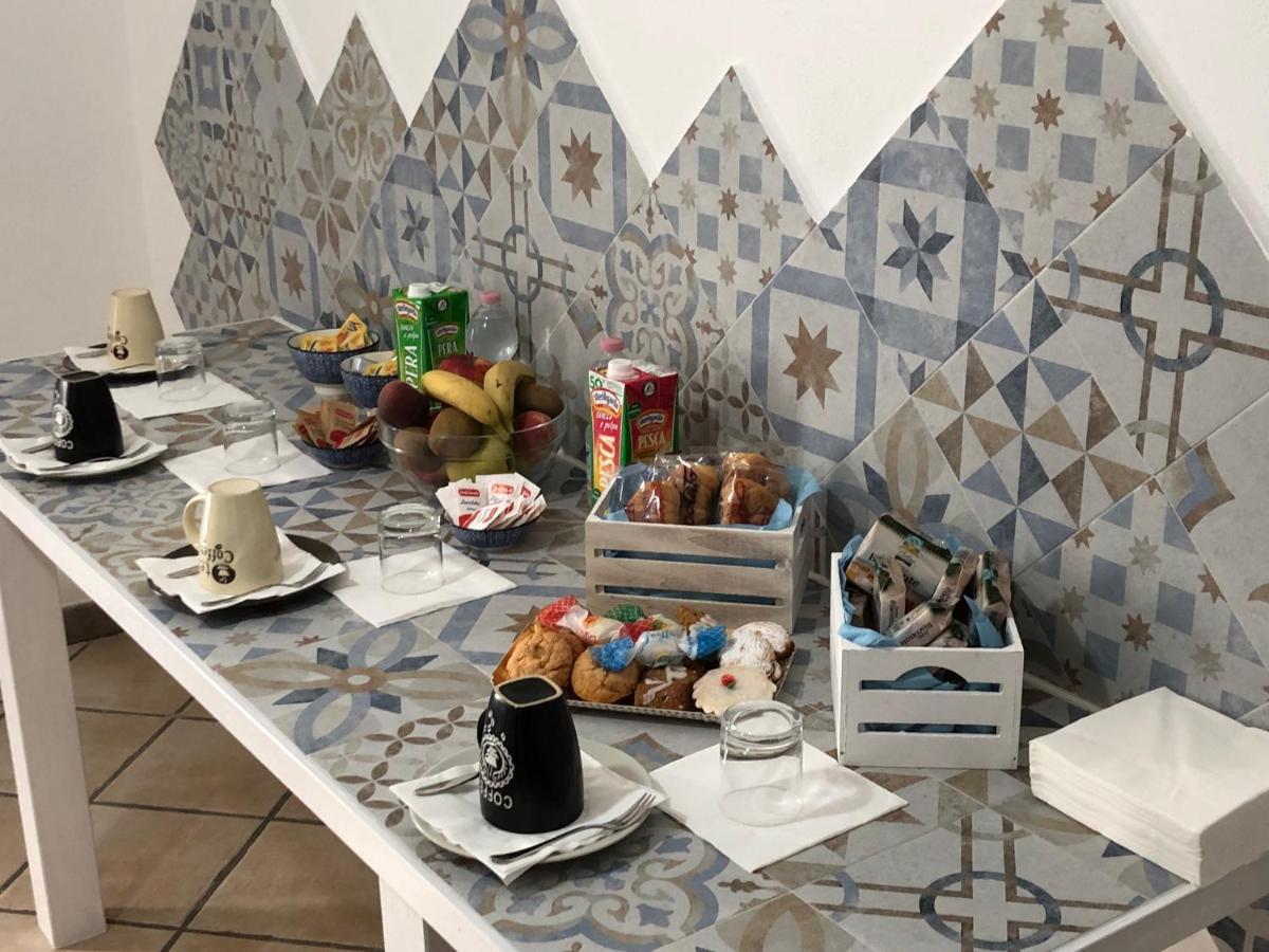 B&B Le Terre Cotte Decimomannu 外观 照片